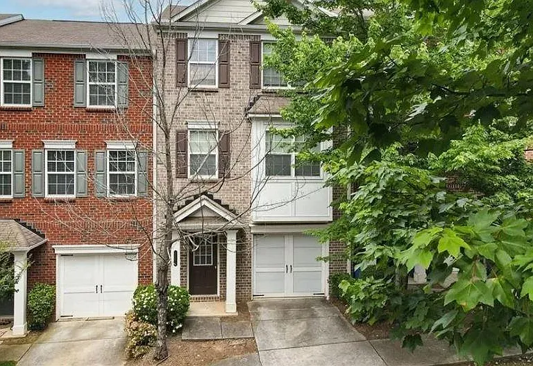 2251 Landing Ridge Dr — Photo 1