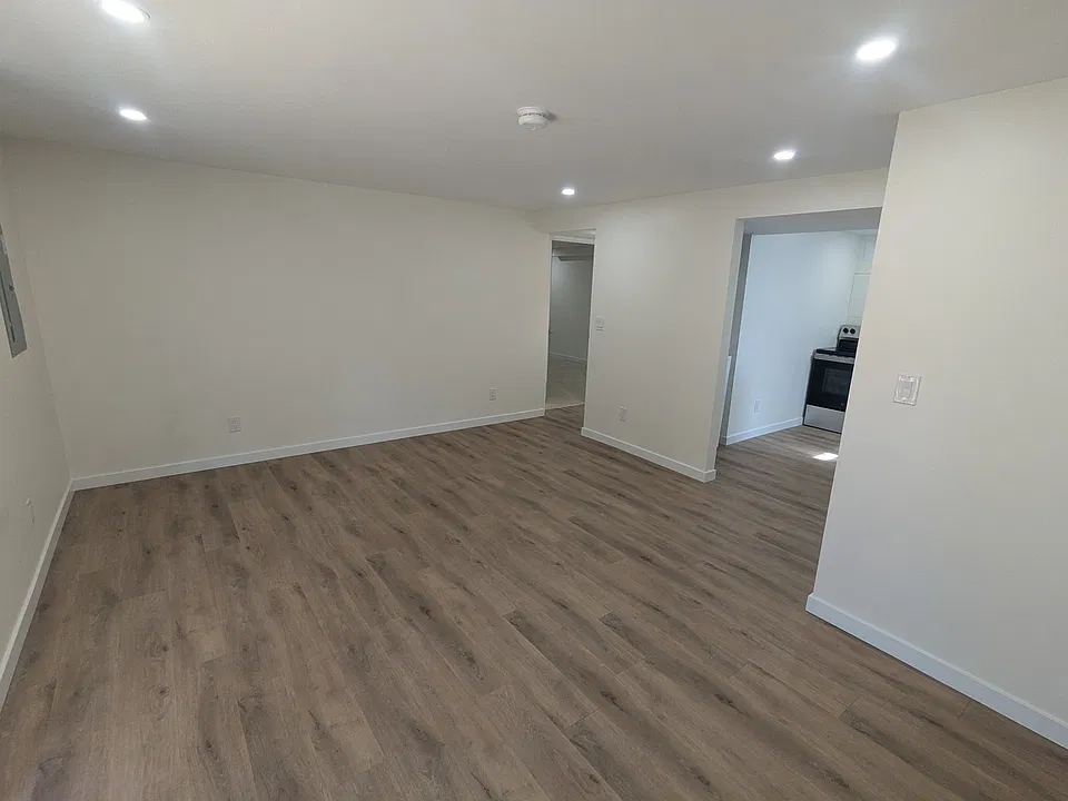 2117 Bennett Ave #B