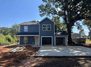 703 E Poinsett St, Greer, SC 29651