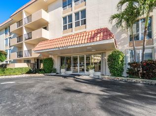 1000 Spanish River Rd APT 1D, Boca Raton, FL 33432