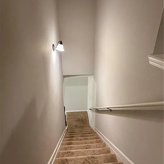559 Madison Park Dr — Photo 27