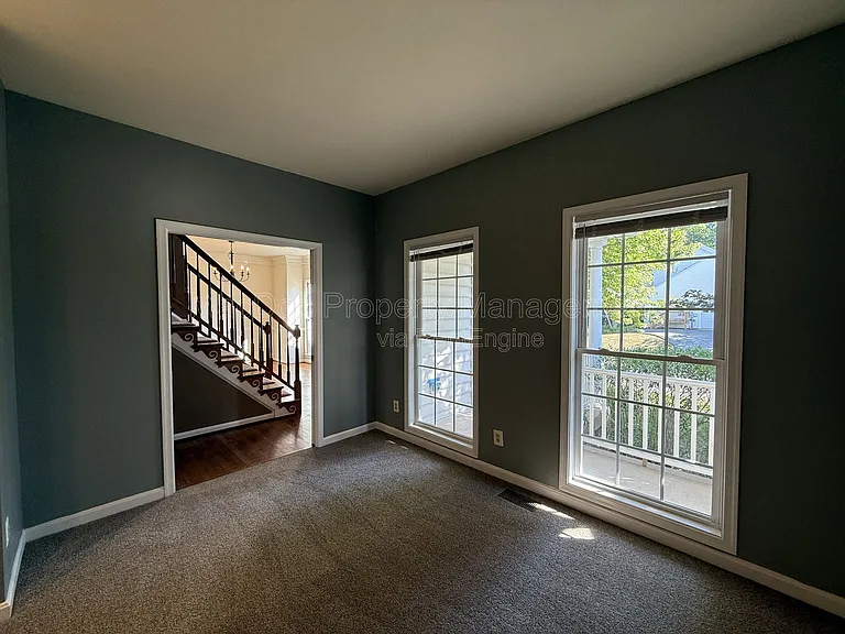 10500 Westfield Ln — Photo 8