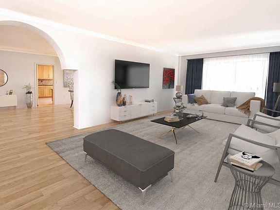 4th image of 9102 W Bay Harbor Dr #11