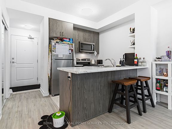 5th image of 460 Dundas St E #221