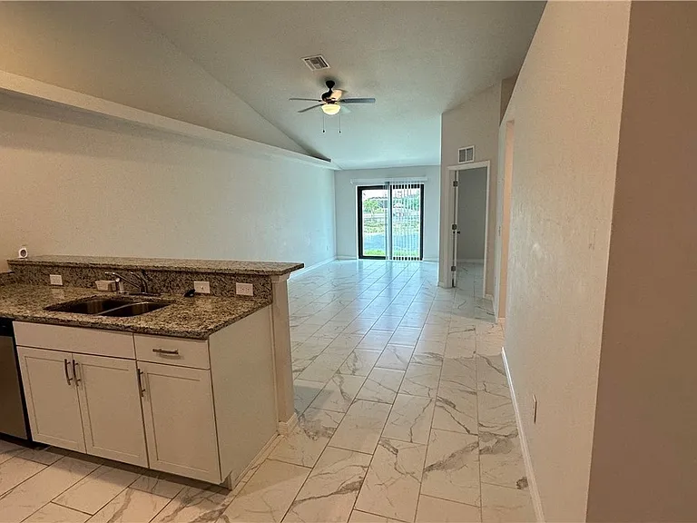 1205 Gleason Pkwy — Photo 15