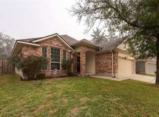 3712 Mariposa Ct, Bryan, TX 77808