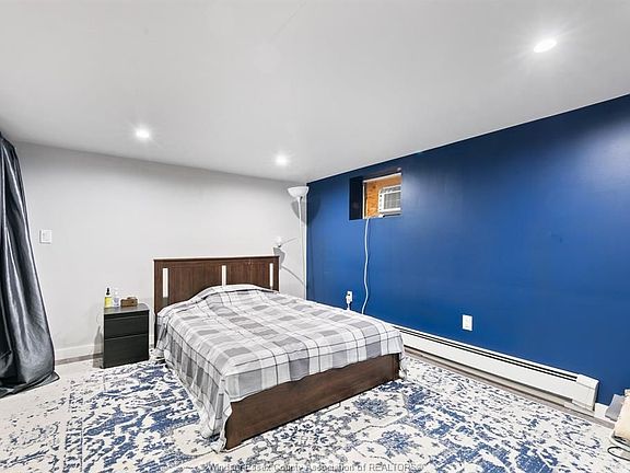 4th image of 1029 Parent Ave