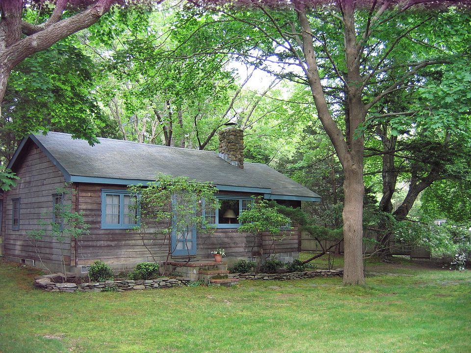 1st image of 9 Richardson Ave