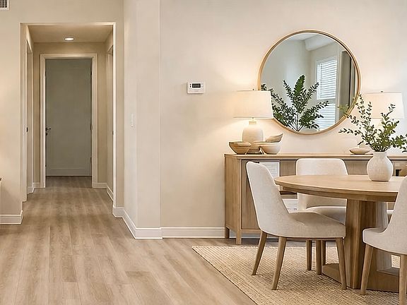 4th image of 570 12th Ave NE APT 1