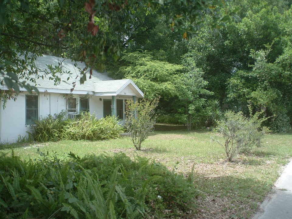 1st image of 210 S Palm Ave
