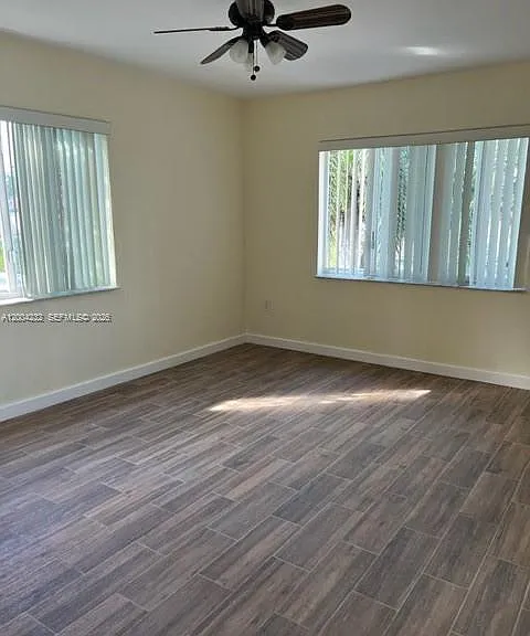 16851 NE 35th Ave #27 — Photo 16