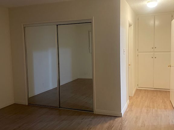 3rd image of 607 Marine St #6