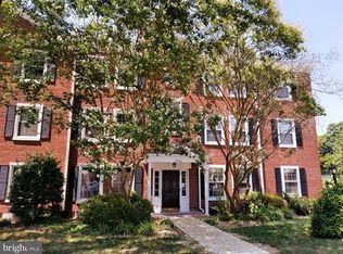3046 S Abingdon St APT A2, Arlington, VA 22206