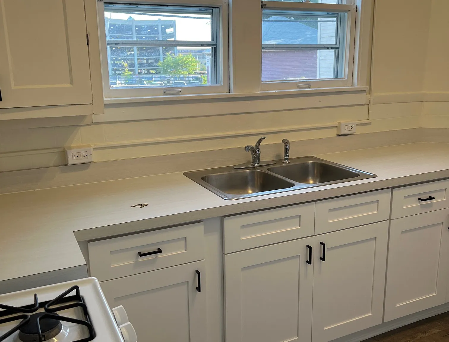 2 bed, 1.5 bath, 1100 sqft, $1,795 — Photo 3