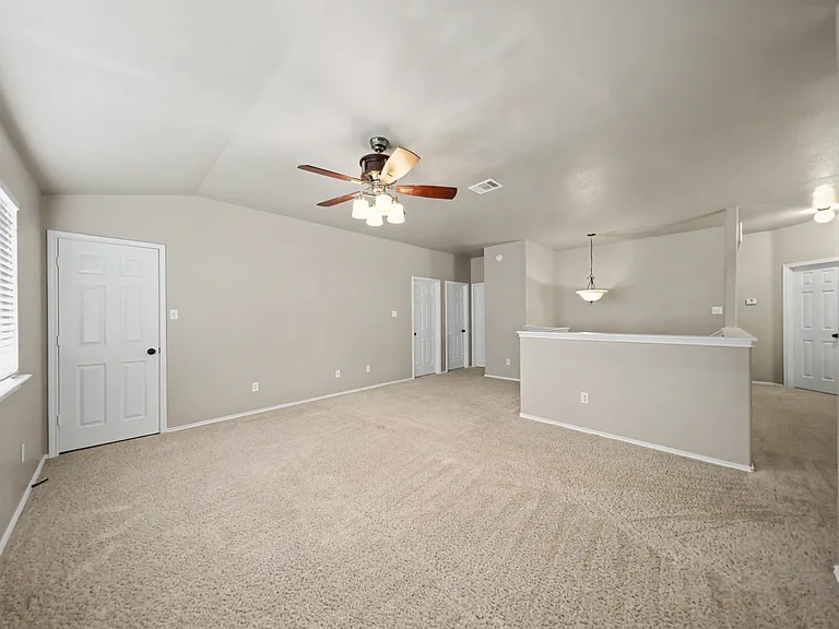 2203 Ryan Dr — Photo 16