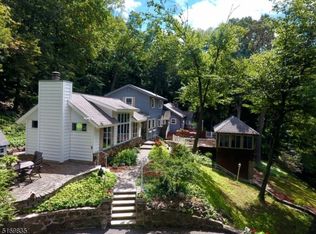 363 Springbrook Trl, Sparta, NJ 07871