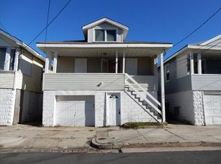 203 N Sacramento Ave, Ventnor, NJ 08406