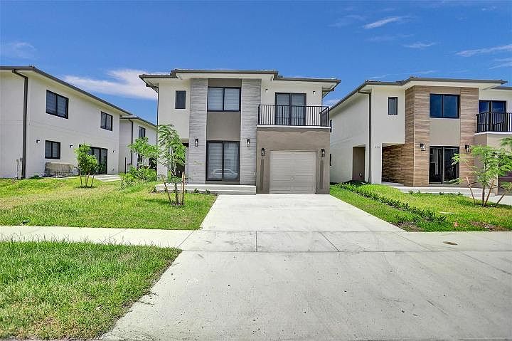 1st image of 1135 SW 13th Ave #1131