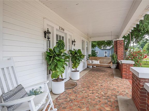 5th image of 2390 Cypress St