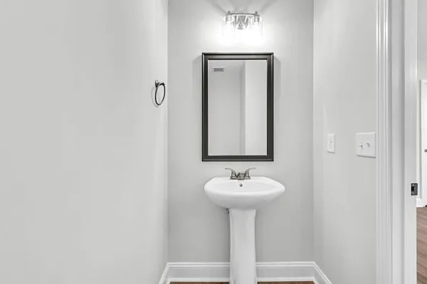 210 Limestone Point Dr — Photo 15