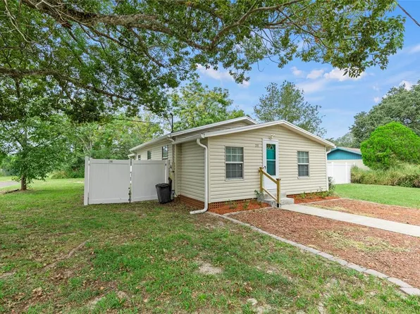 210 S Pollard St, Oakland, FL 34760