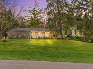 4670 Brafferton Dr, Bloomfield Hills, MI