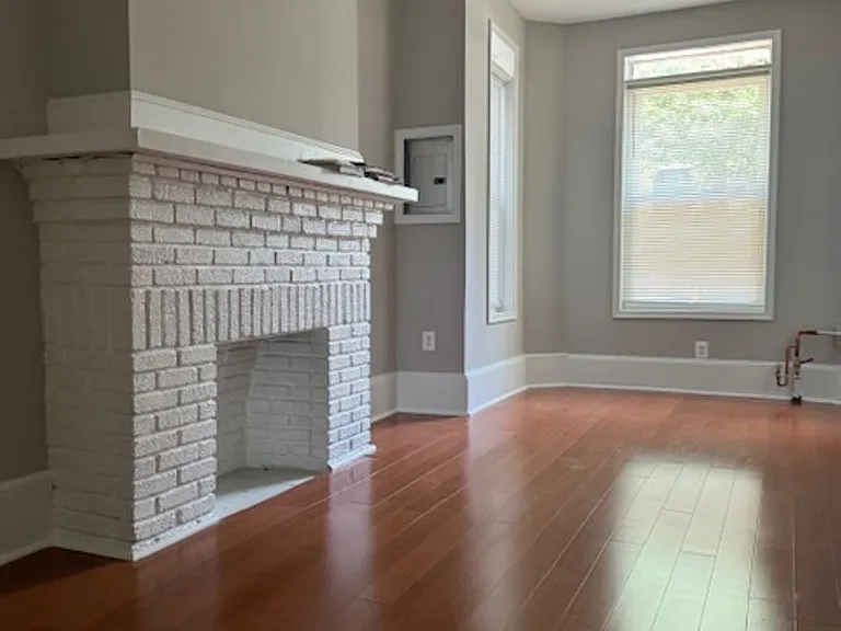 239 K St NE — Photo 6