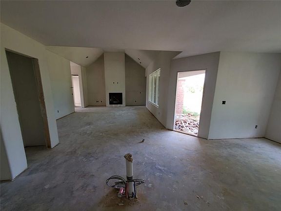 3rd image of 5780 W Cane Hill Dr