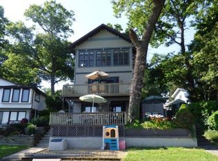 63313 Lakeshore Dr, Dowagiac, MI 49047