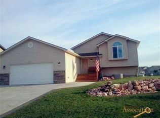 7200 Castlewood Dr, Summerset, SD 57718