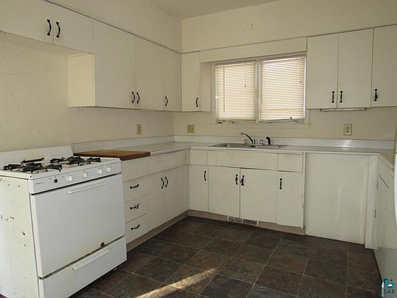 4th image of 2319 Maryland Ave