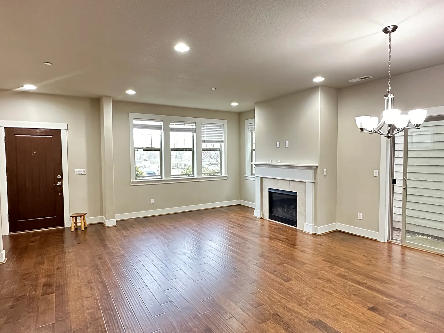 12440 SW Palermo St — Photo 2