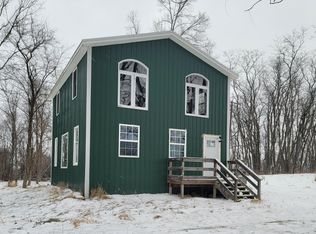 2507 S Waldron Rd S, Hudson, MI 49247