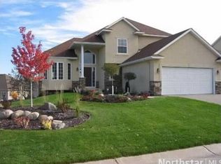 2911 Cougar Path NW, Prior Lake, MN 55372