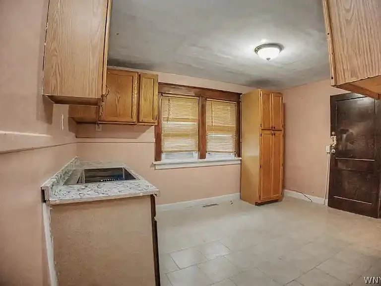 103 Preston Rd #LOWER — Photo 16