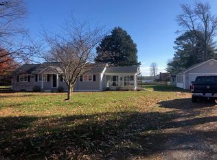 84 Oyster House Rd, Montross, VA 22520