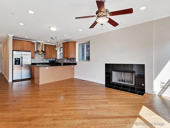 3rd image of 1618 N Campbell Ave #2