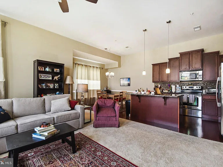 709 Stag Ct — Photo 6