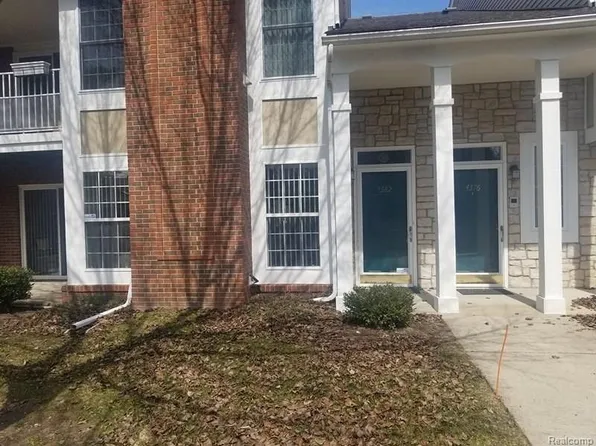 4382 Berkshire Dr, Sterling Heights, MI 48314