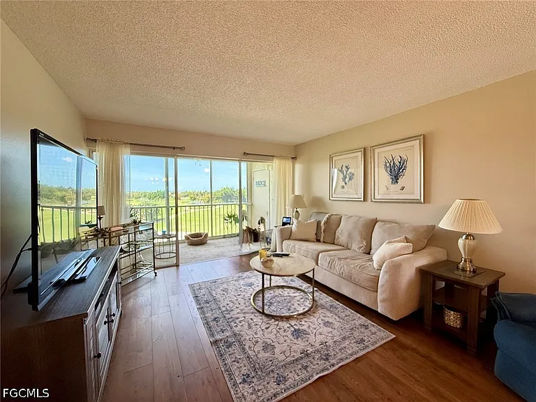 1580 Pine Valley Dr #404 — Photo 18