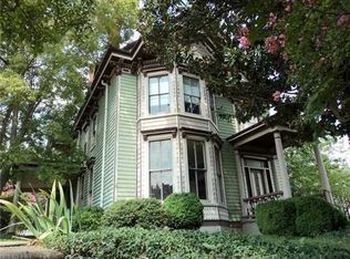 32 Main St, Smithfield, VA 23430