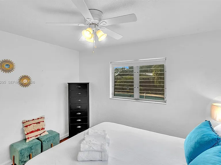 4633 SW 28th Ave — Photo 69