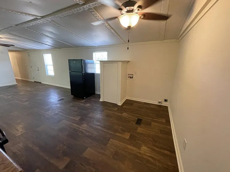 94 Knox Dr — Photo 15
