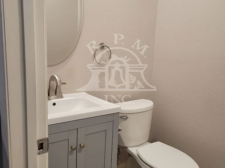 13104 Glen Ct #60 — Photo 8