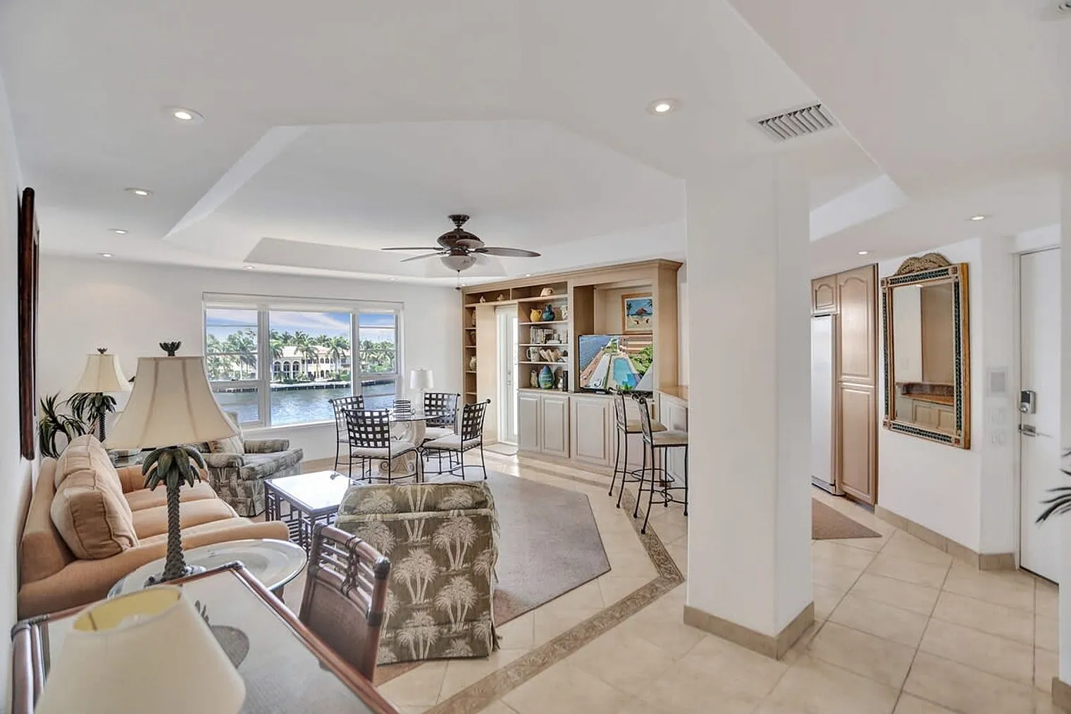 2 bed, 2.0 bath, 1184 sqft, $13,804 — Photo 3