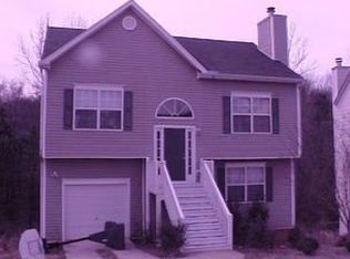 4074 Robin Cir, College Park, GA 30349