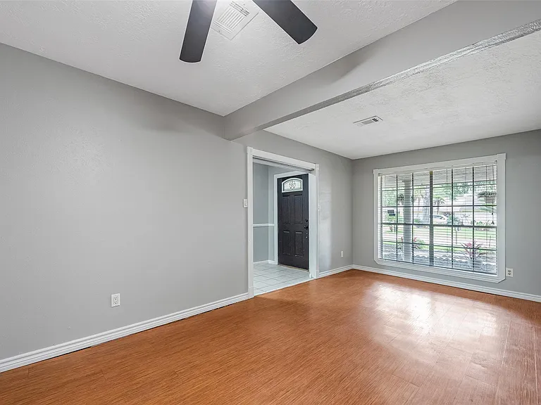 239 Blackwater Ln — Photo 7