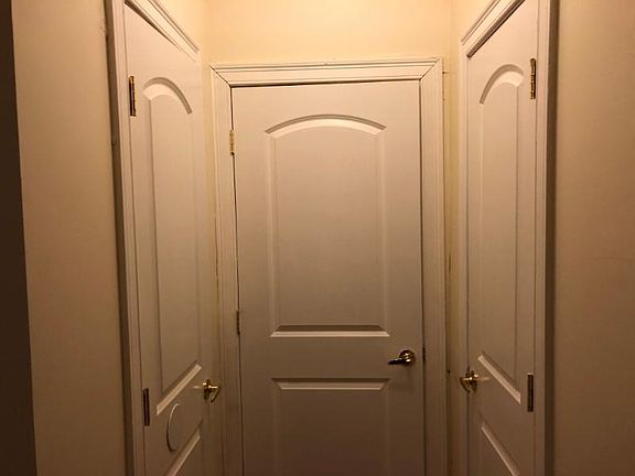 5th image of 11-13 Gifford Ave #16