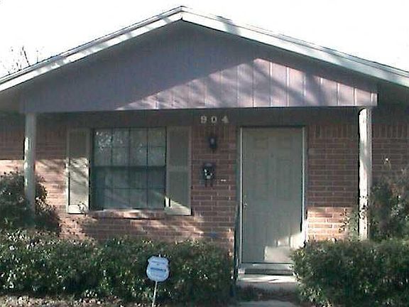 2nd image of 904 James St