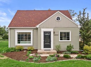 10836 W Fiebrantz Ave, Wauwatosa, WI 53222